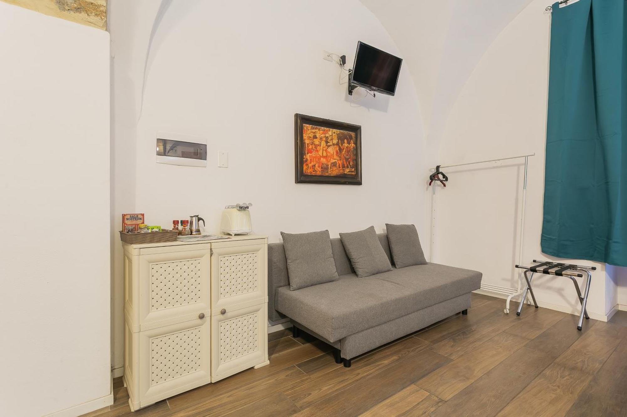 Red Rooms By Wonderful Italy Bari Exterior photo