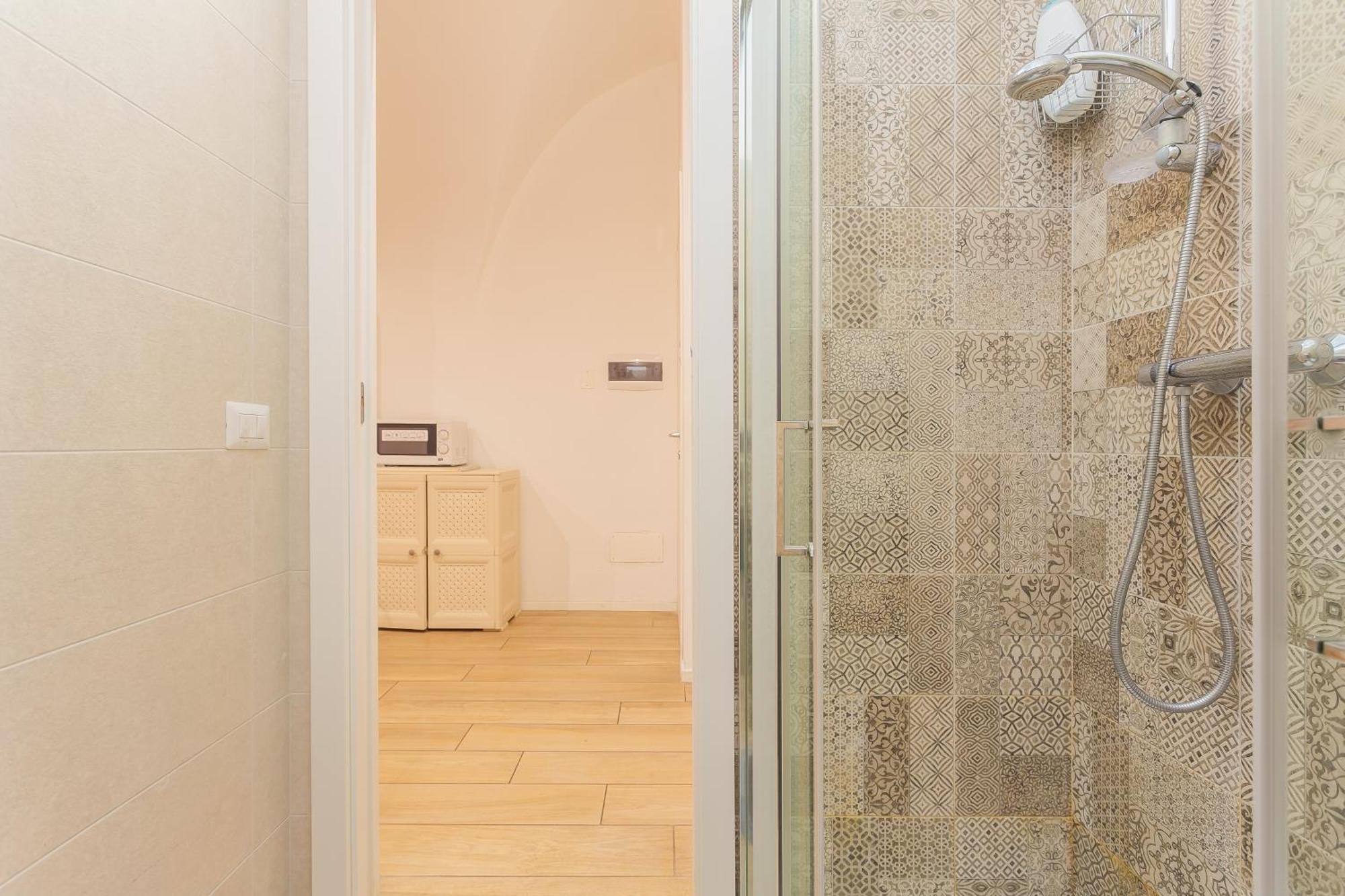 Red Rooms By Wonderful Italy Bari Exterior photo